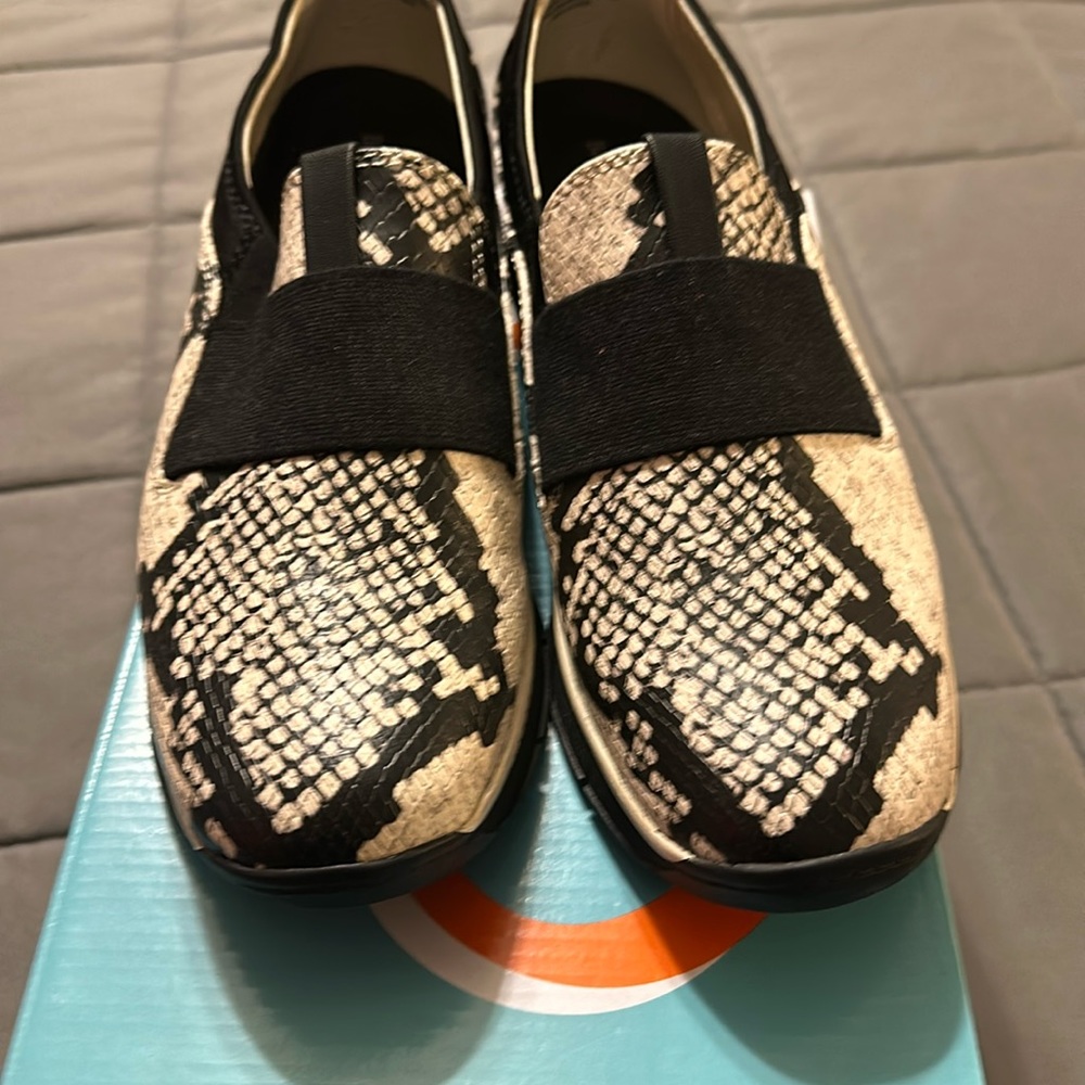 Baretrap Garner Slip on